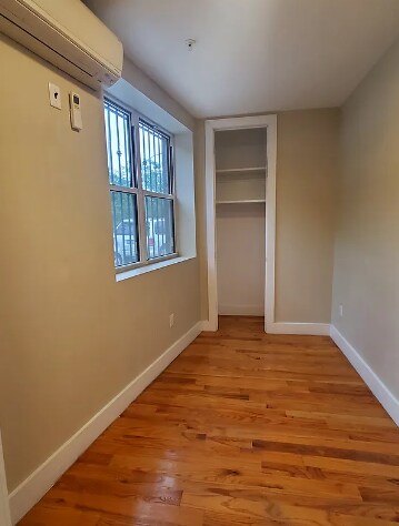 314 Park Ave in Brooklyn, NY - Building Photo - Building Photo