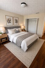 4457 Pershing Pointe Pl in Orlando, FL - Building Photo - Building Photo