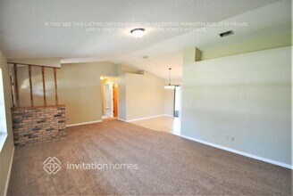 2231 E Annapolis Dr in Deltona, FL - Building Photo - Building Photo