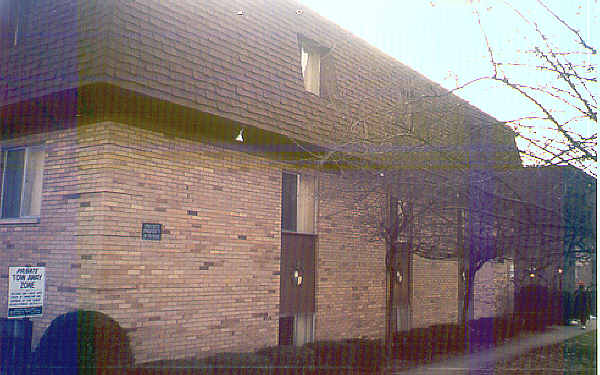 King Court Apartments in Dayton, OH - Building Photo - Building Photo