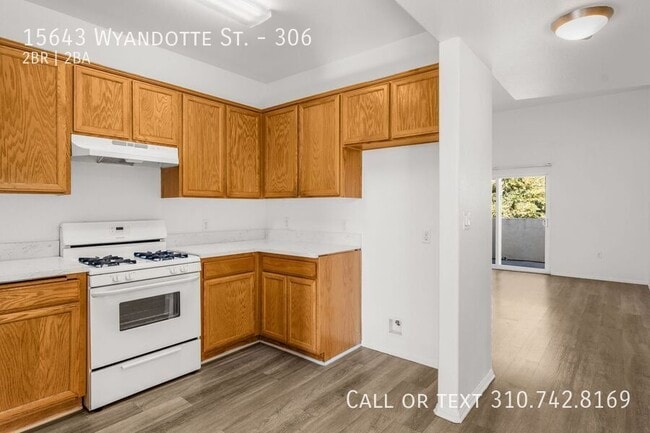 property at 15643 Wyandotte St
