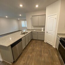 182 Eagle Mountain Trl1 in Kyle, TX - Building Photo - Building Photo