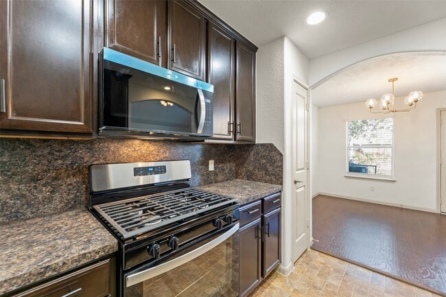 3406 Inverness Path Lane