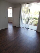 714 Executive Center Dr in West Palm Beach, FL - Building Photo - Building Photo