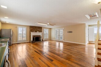 2600 Charlie Thomas Rd in Cornersville, TN - Building Photo - Building Photo