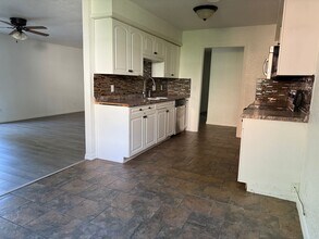 5913 Enid St in Fort Smith, AR - Building Photo - Building Photo