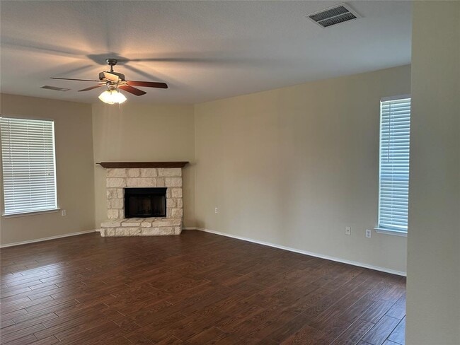 6021 Nelson Oaks Dr in Austin, TX - Building Photo - Building Photo