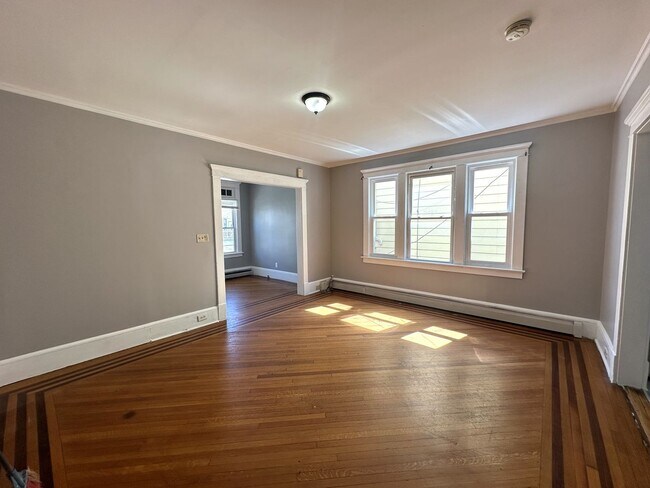 109 Madison Ave in Perth Amboy, NJ - Building Photo - Building Photo