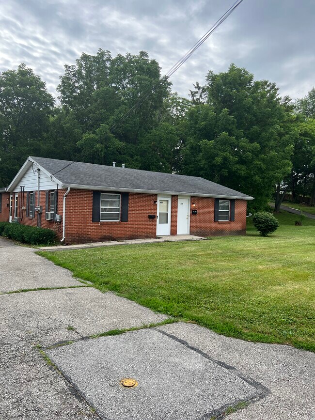 635 Spangler St Apartments and Nearby Willard Apartments For Rent