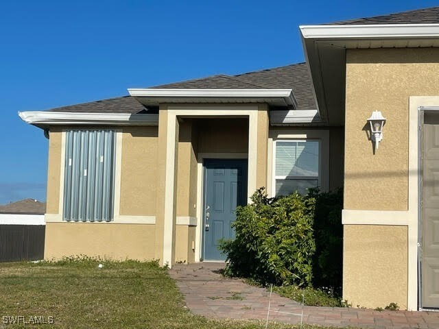 211 NW 28th St in Cape Coral, FL - Building Photo