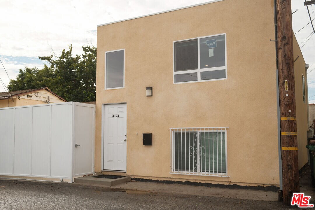 419 S Clark Dr in Beverly Hills, CA - Building Photo