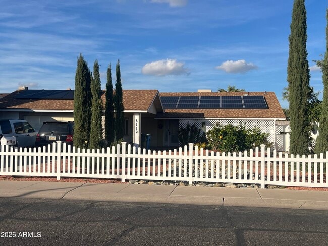 property at 4112 W Hearn Rd