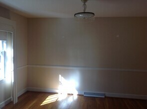 361 Grand Ct in Winston-Salem, NC - Building Photo - Building Photo