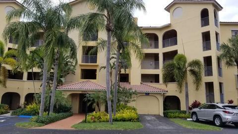 property at 300 Uno Lago Dr