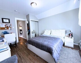 162 Carteret Ave in Jersey City, NJ - Building Photo - Building Photo