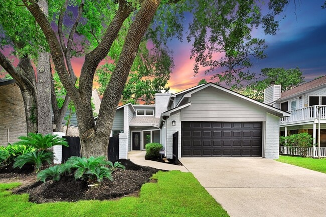 property at 20006 18th Fairway Dr