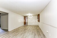 654 Hillsdale Dr photo'