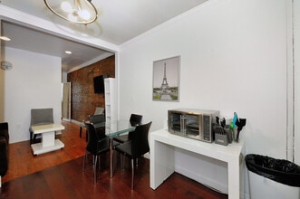 538 9th Ave, Unit SI ID1323977P in New York, NY - Building Photo - Building Photo