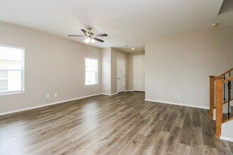 1298 W Calle Libro Del Retrato in Sahuarita, AZ - Building Photo - Building Photo