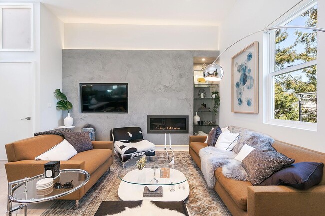 property at 1084 S Van Ness Ave