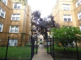 4606 N Monticello Ave, Unit 3S in Chicago, IL - Building Photo