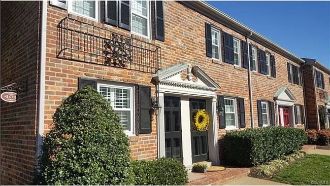 property at 401 N Hamilton St