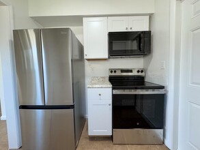 2920 NE 7th Ave-Unit -A in Pompano Beach, FL - Building Photo - Building Photo