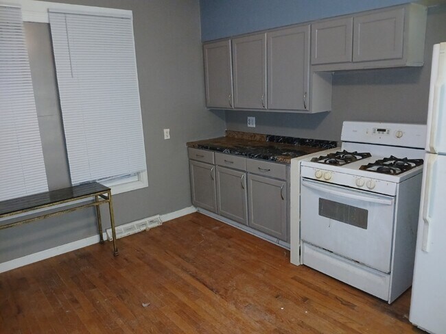 property at 1848 Quincy St NE