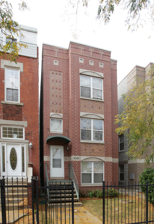 4332 S Greenwood Ave in Chicago, IL - Building Photo