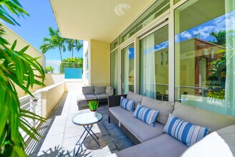 3250 NE 1st Ave in Miami, FL - Building Photo - Building Photo