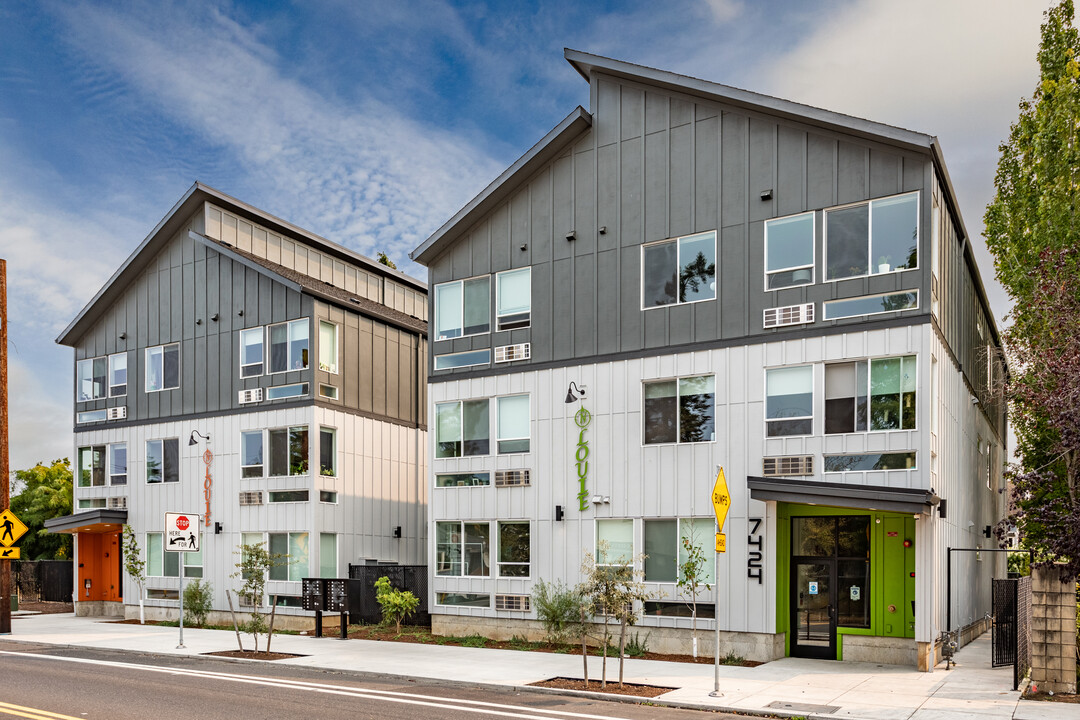 North Louie in Portland, OR - Foto de edificio