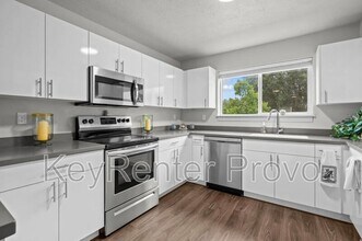 64 W 600 S in Springville, UT - Building Photo - Building Photo