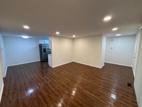 236 Whidah Ct in Schaumburg, IL - Building Photo - Building Photo