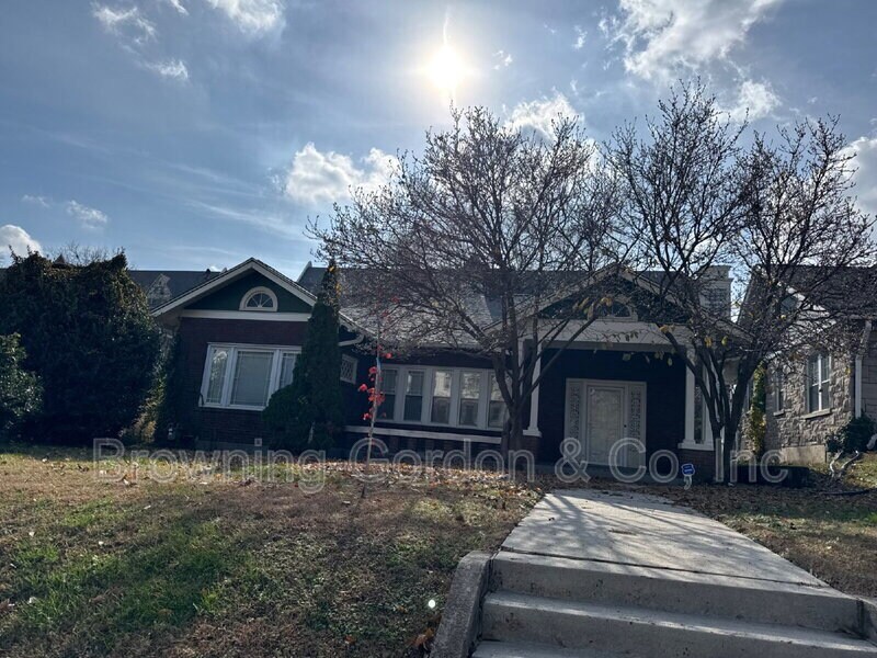 1415 Acklen Ave in Nashville, TN - Building Photo