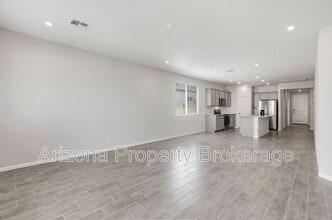 18260 W Daley Ln in Surprise, AZ - Building Photo - Building Photo