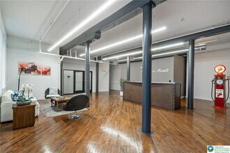 107 Hamilton St in Allentown, PA - Foto de edificio - Building Photo