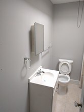 6005 N Woodstock St in Philadelphia, PA - Building Photo - Building Photo