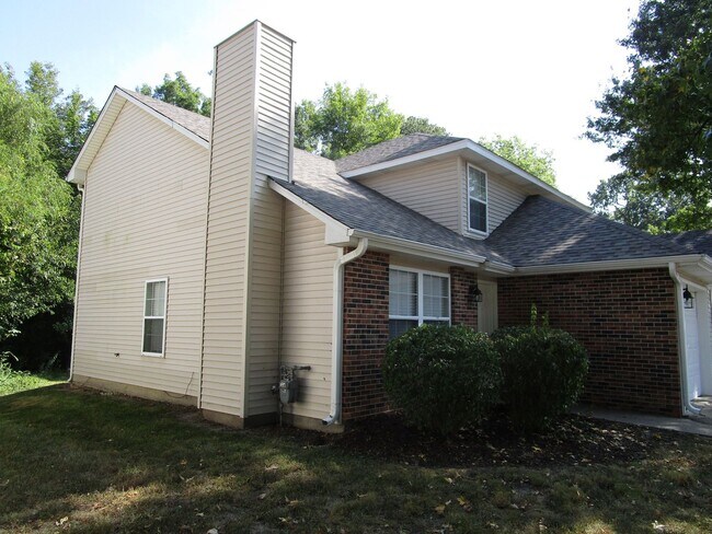 3550-3552-3552 Prescott Dr in Columbia, MO - Building Photo - Building Photo