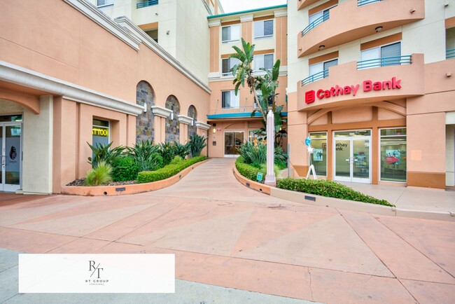 property at 580 W Main St