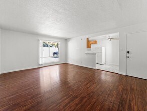4533 Pickford St in Los Angeles, CA - Building Photo - Building Photo