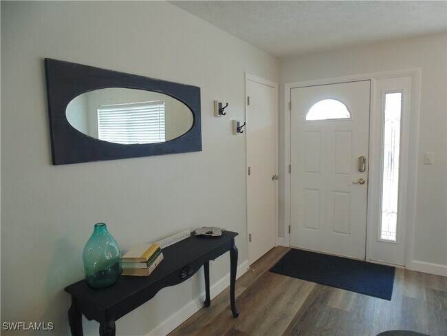 1807 SE 41st St in Cape Coral, FL - Building Photo - Building Photo