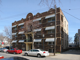 1316 W 25 1/2 St Apartments