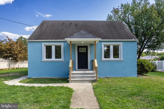 property at 417 Yale Ave