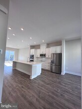 2453 Liberty Lp in Herndon, VA - Building Photo - Building Photo