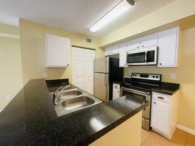 property at 151 SW Palm Dr