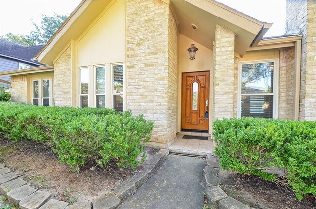 2731 River Birch Dr in Sugar Land, TX - Foto de edificio - Building Photo