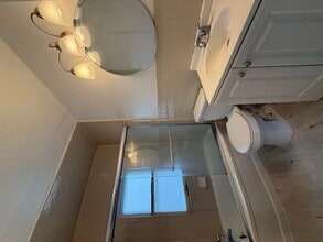 13668 Irene St in Southgate, MI - Building Photo - Building Photo