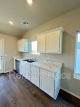 2103 S Lakin Ln in Claremore, OK - Building Photo - Building Photo