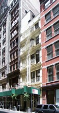 83 Spring St in New York, NY - Building Photo - Building Photo