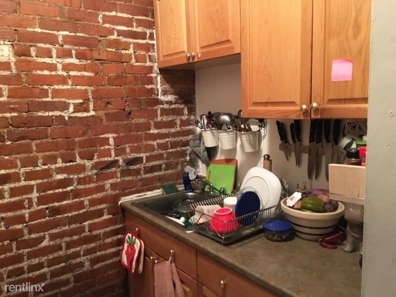 894 Huntington Ave-Unit -Apt 8 in Boston, MA - Building Photo